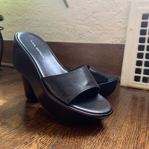 NWOT Brand New Via Spiga Black Platform Slides Size 7M